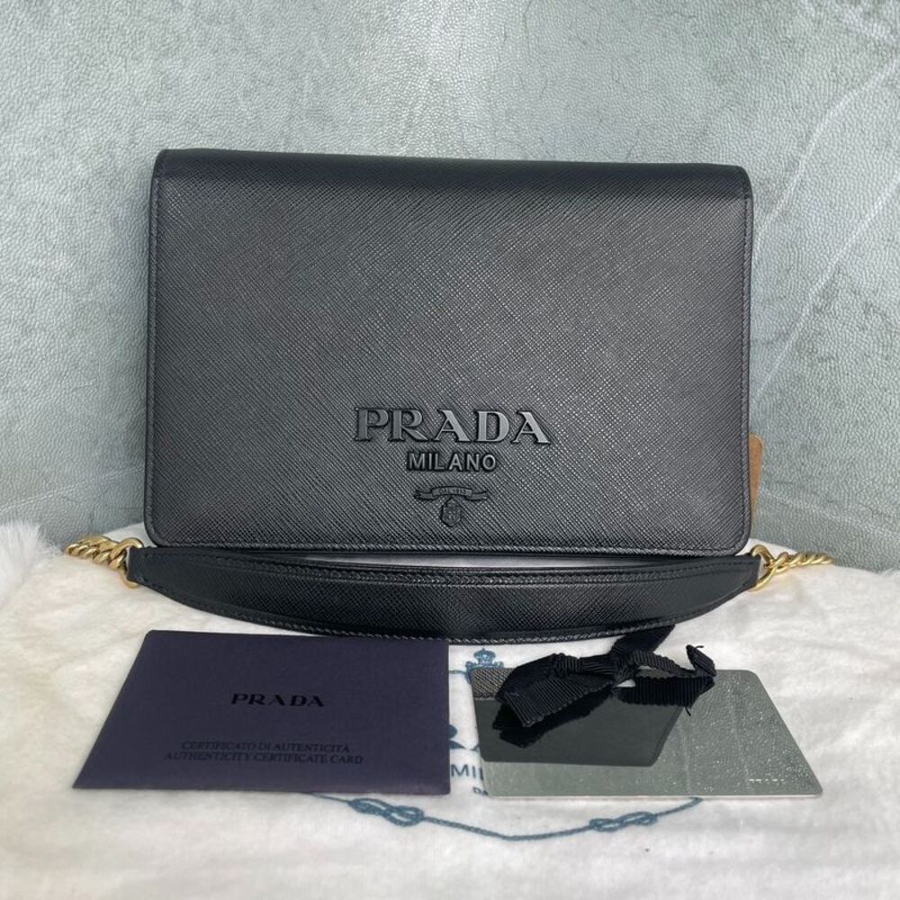 Prada Women Pre-Loved Bag Very Good Condition